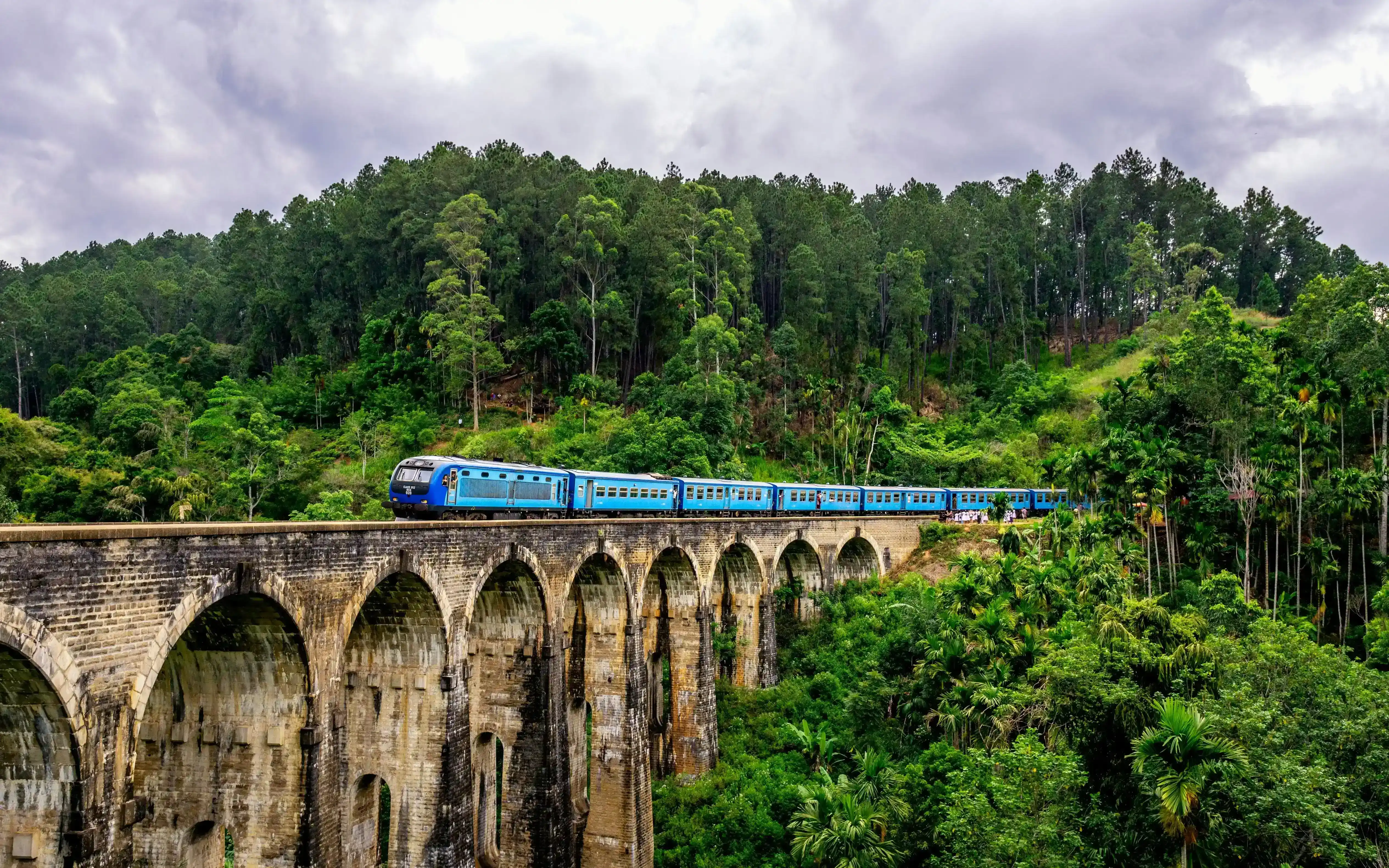 Nine Arch Bridge, Sri lanka